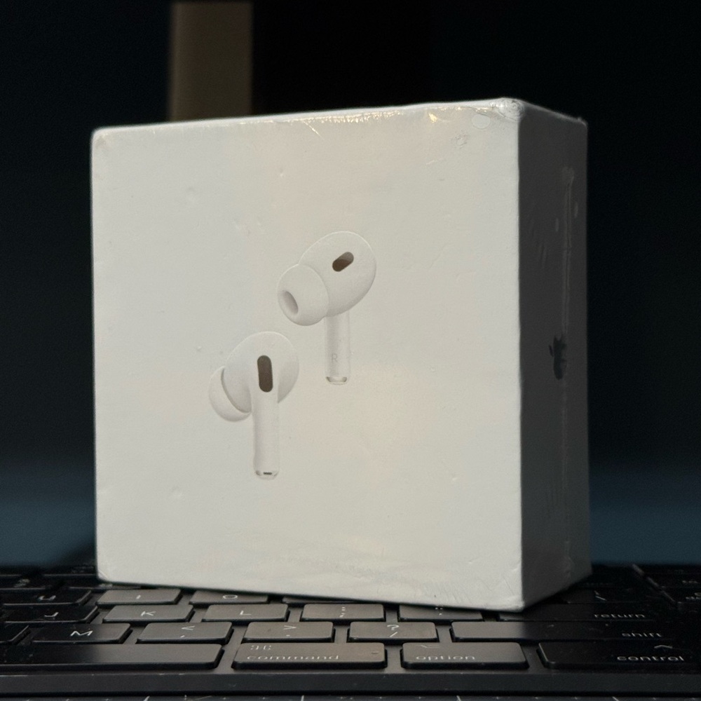 Apple AirPods Pro 2nd generation in Classic White
